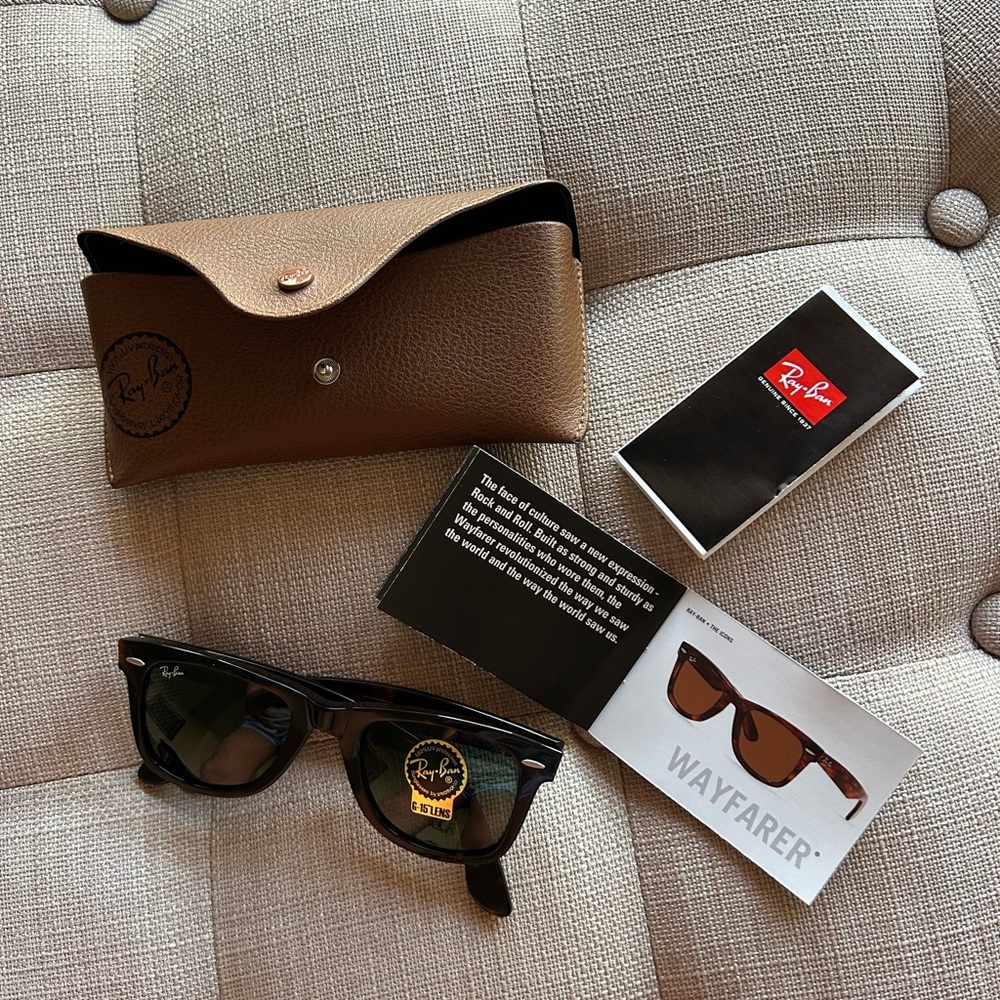 Ray-Ban Black Wayfarer Sunglasses